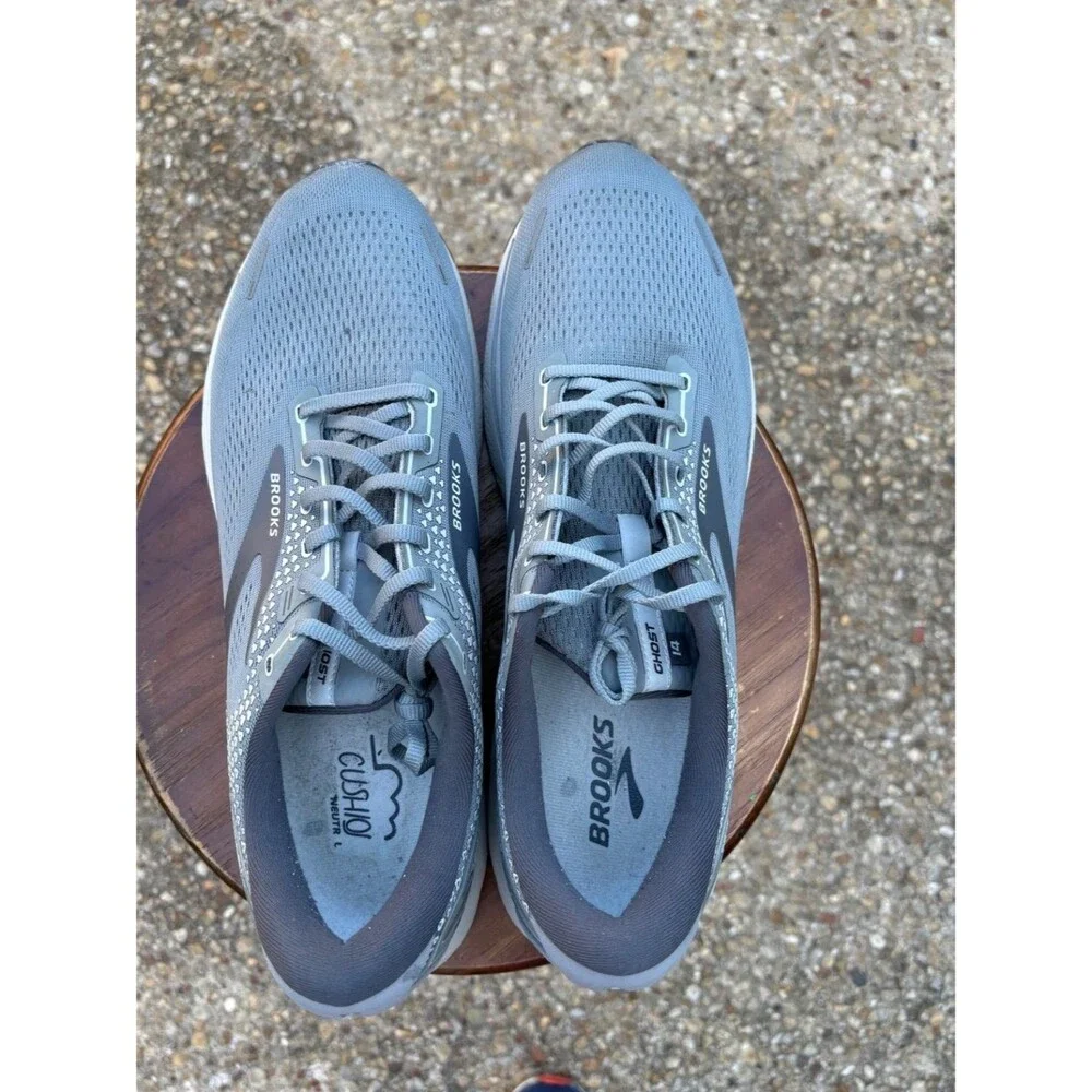 Brooks Ghost 14 Mens Size 15 Gray Athletic Lace Up Closure